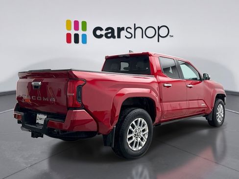 Used 2024 Toyota Tacoma Limited w/ Limited Package (LT) image 5