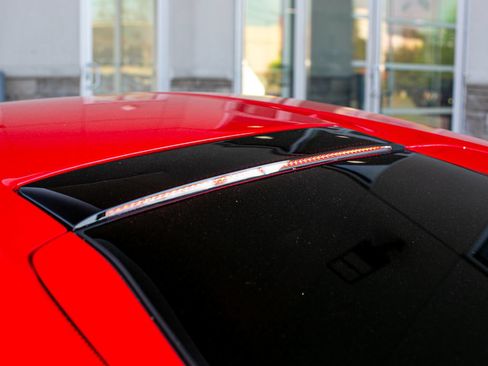 Used 2020 Ferrari 812 Superfast RWD image 69