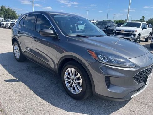 Used 2022 Ford Escape SE w/ Convenience Package FWD image 1