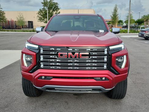 Used 2024 GMC Canyon Denali AWD/4WD image 10