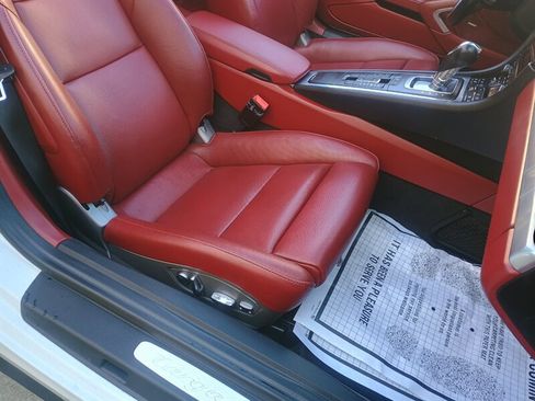 Used 2018 Porsche 911 Targa 4S image 34