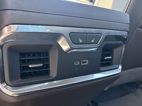 Used 2026 GMC Sierra 1500 Denali AWD/4WD image 18