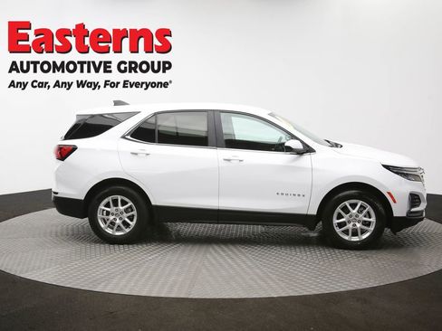 Used 2024 Chevrolet Equinox LT image 47