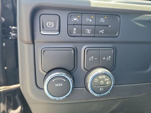 New 2026 Chevrolet Suburban LT w/ Comfort Package RWD image 27