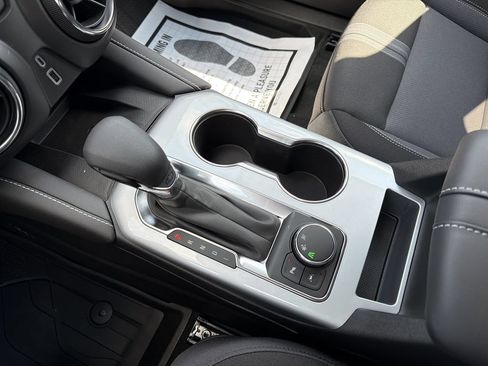 New 2026 Chevrolet Blazer LT w/ Convenience Package FWD image 7