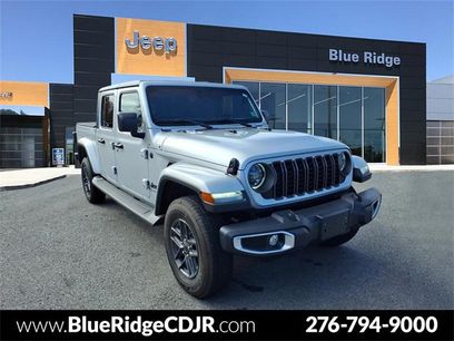 Used 2024 Jeep Gladiator Sport