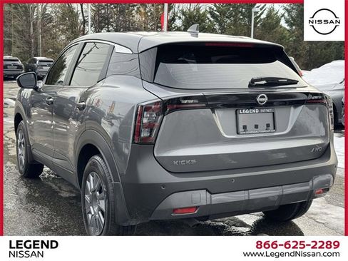 Used 2025 Nissan Kicks S image 8