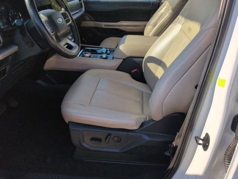 Used 2023 Ford Expedition Max XLT AWD/4WD image 14