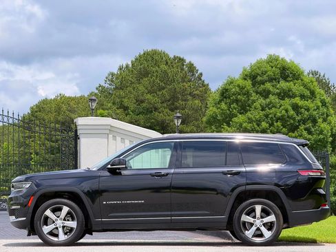 Used 2021 Jeep Grand Cherokee L Limited w/ Luxury Tech Group II AWD/4WD image 7