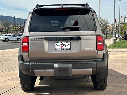 New 2026 Toyota Land Cruiser image 5