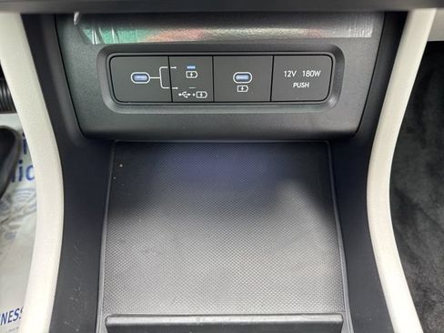Used 2025 Hyundai Tucson SEL AWD/4WD image 16