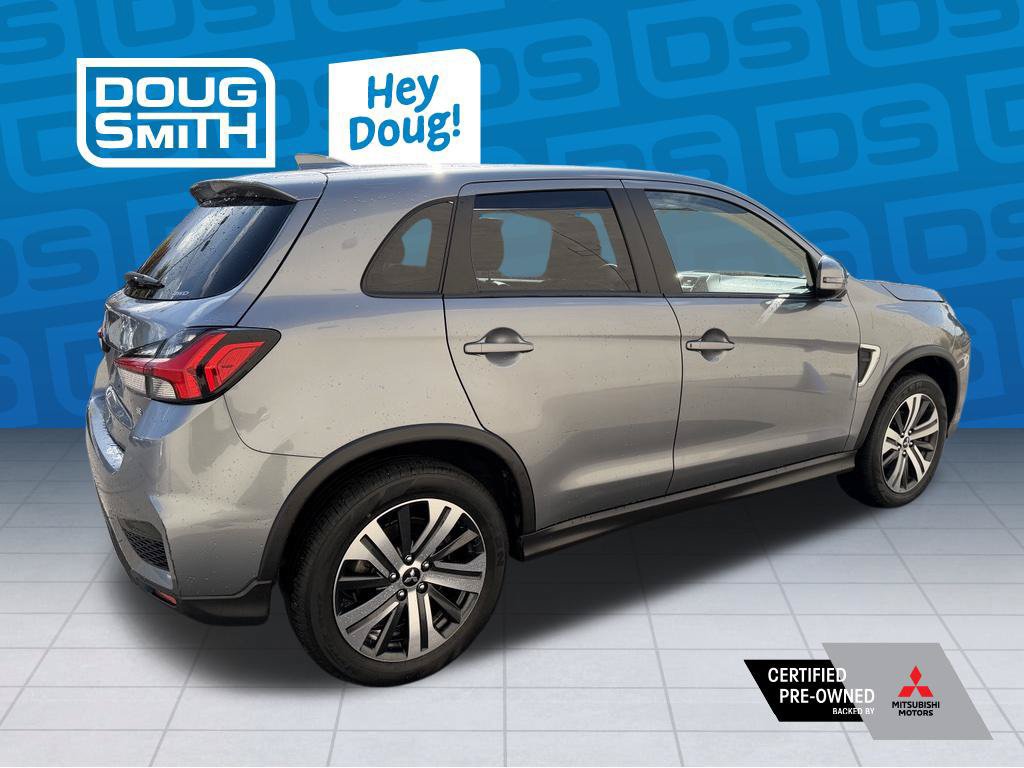 Used 2025 Mitsubishi Outlander Sport SE AWD/4WD image 4