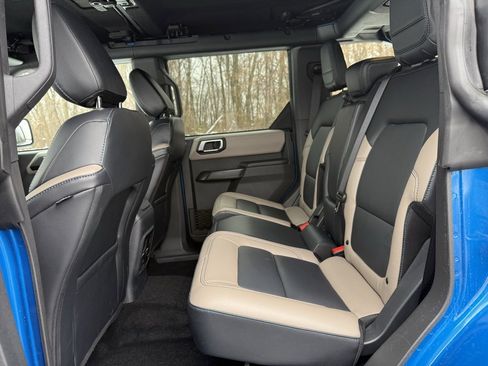 Used 2024 Ford Bronco Wildtrak image 22