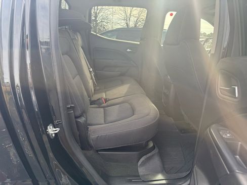 Used 2018 Chevrolet Colorado LT image 17