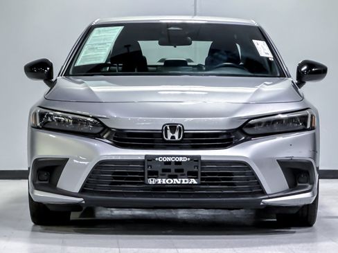 Used 2024 Honda Civic Sport image 6