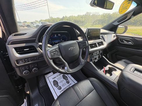 Used 2022 Chevrolet Tahoe RST w/ Luxury Package AWD/4WD image 31