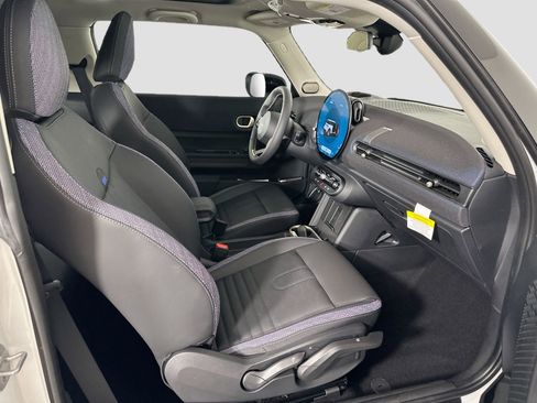 New 2025 MINI Cooper S image 25