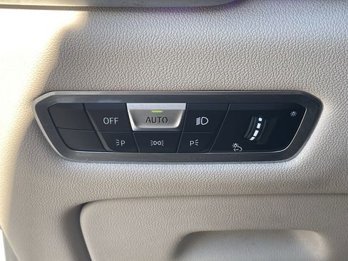 Used 2022 BMW X5 sDrive40i image 29