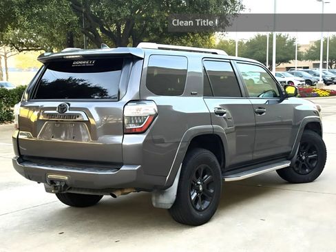 Used 2017 Toyota 4Runner SR5 image 5