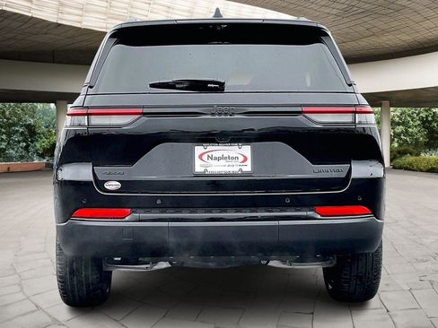 New 2025 Jeep Grand Cherokee Limited image 4