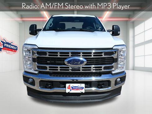 Used 2025 Ford F250 XLT image 6