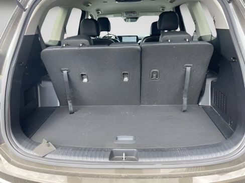 Used 2024 Kia Telluride S AWD/4WD image 13