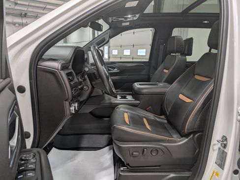 Used 2021 GMC Yukon AT4 w/ AT4 Premium Plus Package AWD/4WD image 16