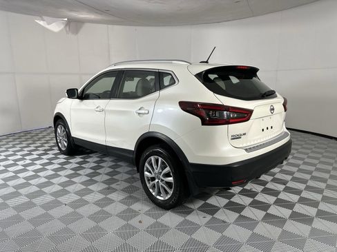Used 2020 Nissan Rogue Sport SV FWD image 6