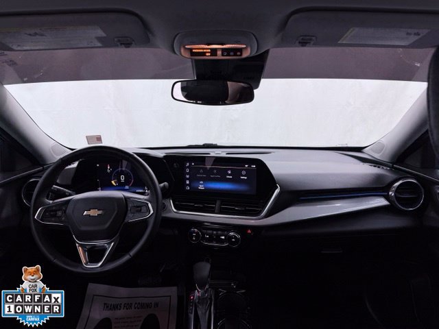 Used 2024 Chevrolet Trax LT w/ Driver Confidence Package FWD image 32