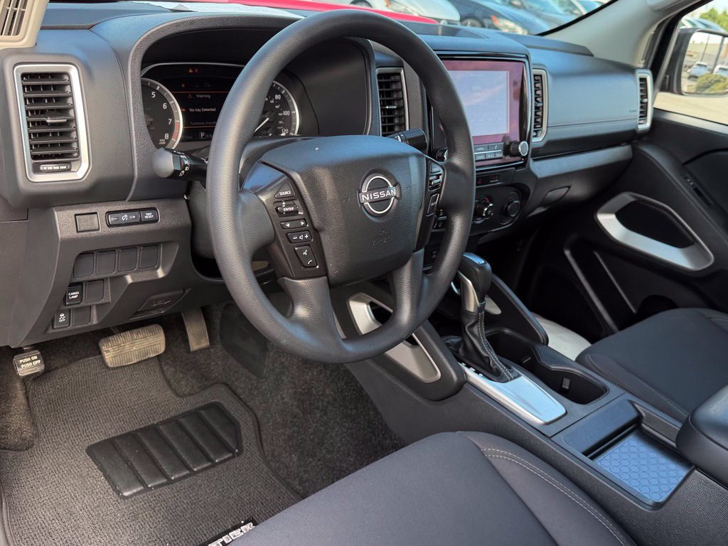 Certified 2024 Nissan Frontier SV RWD image 18