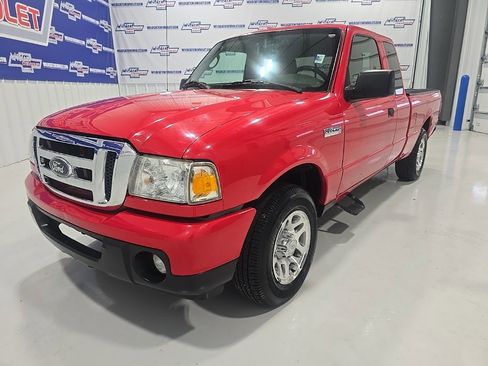 Used 2011 Ford Ranger XLT image 2