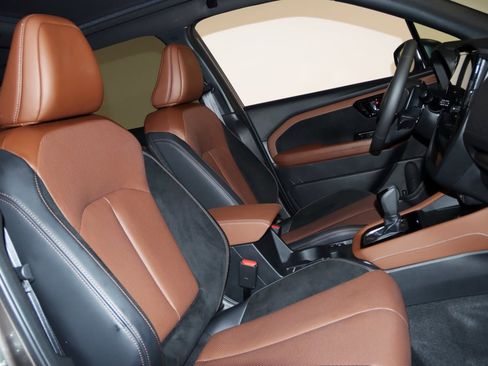 Used 2025 Subaru Forester Touring image 57