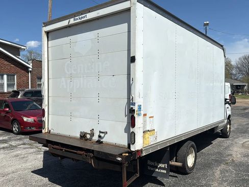 Used 2016 Ford E-450 and Econoline 450 Super Duty w/ Power Windows & Locks Group image 5