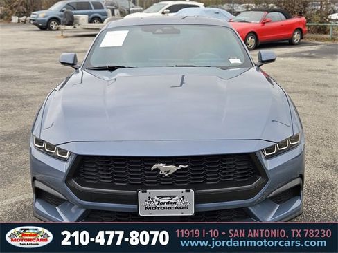 Used 2024 Ford Mustang Coupe image 8