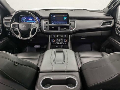 Used 2024 Chevrolet Suburban Z71 AWD/4WD image 16