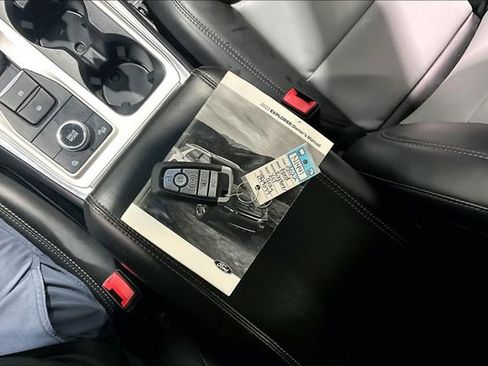 Used 2022 Ford Explorer XLT w/ XLT Sport Appearance Package image 37
