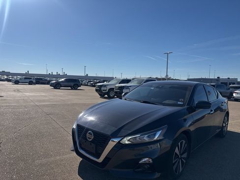 Used 2020 Nissan Altima 2.5 SL image 7