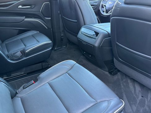 Certified 2024 Cadillac Escalade Sport image 16