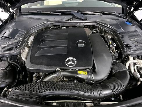 Used 2019 Mercedes-Benz C 300 Sedan image 9