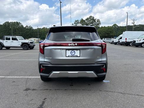 Certified 2024 Kia Seltos EX AWD/4WD image 6