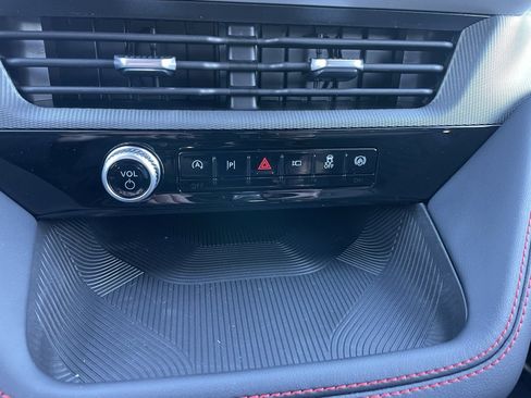 New 2026 Ford Explorer ST-Line image 13