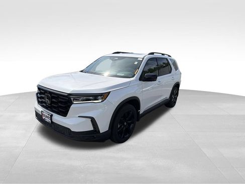Used 2024 Honda Pilot Elite image 5
