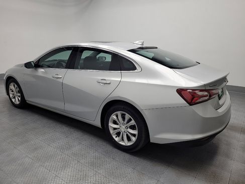 Used 2022 Chevrolet Malibu LT image 3