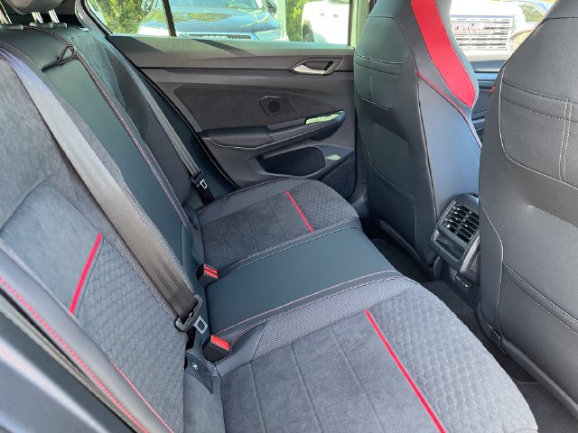 New 2026 Volkswagen GTI SE FWD image 15