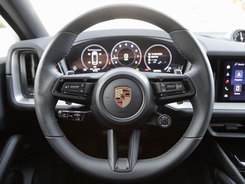 New 2026 Porsche Cayenne Coupe image 13