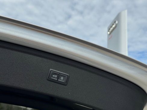 Used 2023 Audi Q5 2.0T Premium Plus image 18