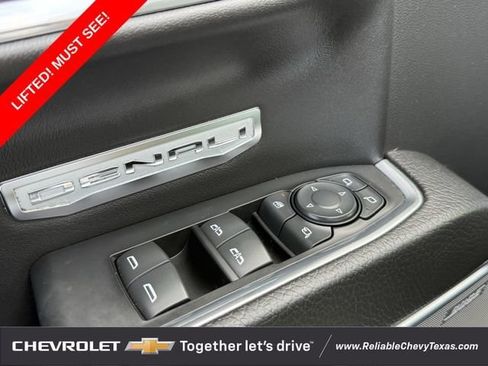 Used 2023 GMC Sierra 1500 Denali AWD/4WD image 29