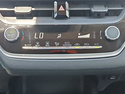 Used 2023 Toyota Corolla LE FWD image 16