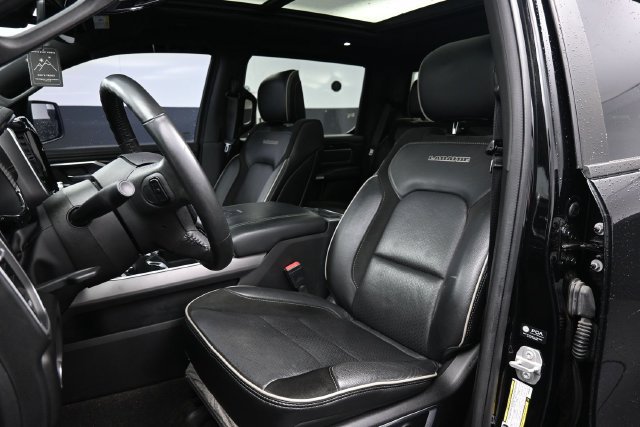 Used 2022 RAM 1500 Laramie w/ Sport Appearance Package AWD/4WD image 21