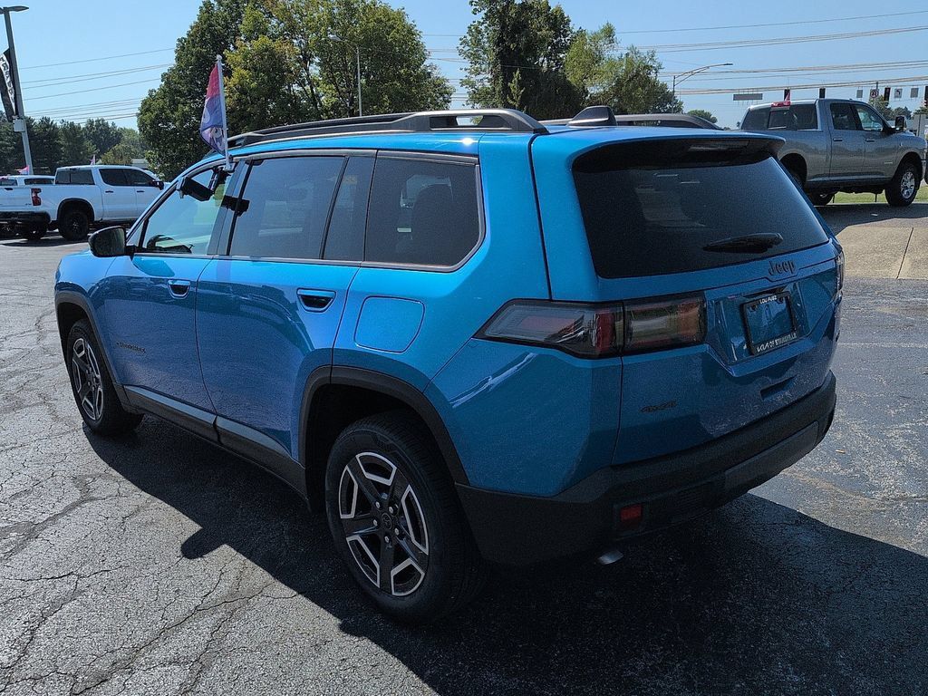 Used 2026 Jeep Cherokee Limited AWD/4WD image 5